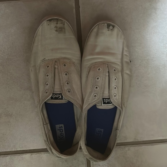 Well worn women’s shoes, Keds slip ons, size 10 - Picture 2 of 5